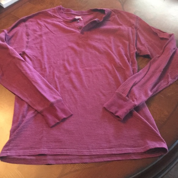 Hanes Other - Barely worn long sleeve hanes tee
